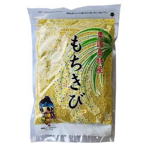 もちきびの穂と粟国島のキャラクター「アニーちゃん」があしらわれた、縁が灰色の透明パッケージに、黄色のもちきびが入った商品の画像